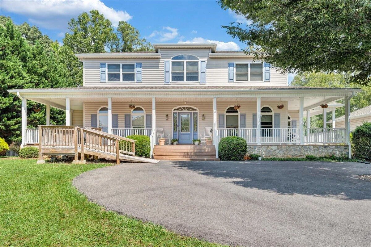 207 Shedd LN - Photo 4