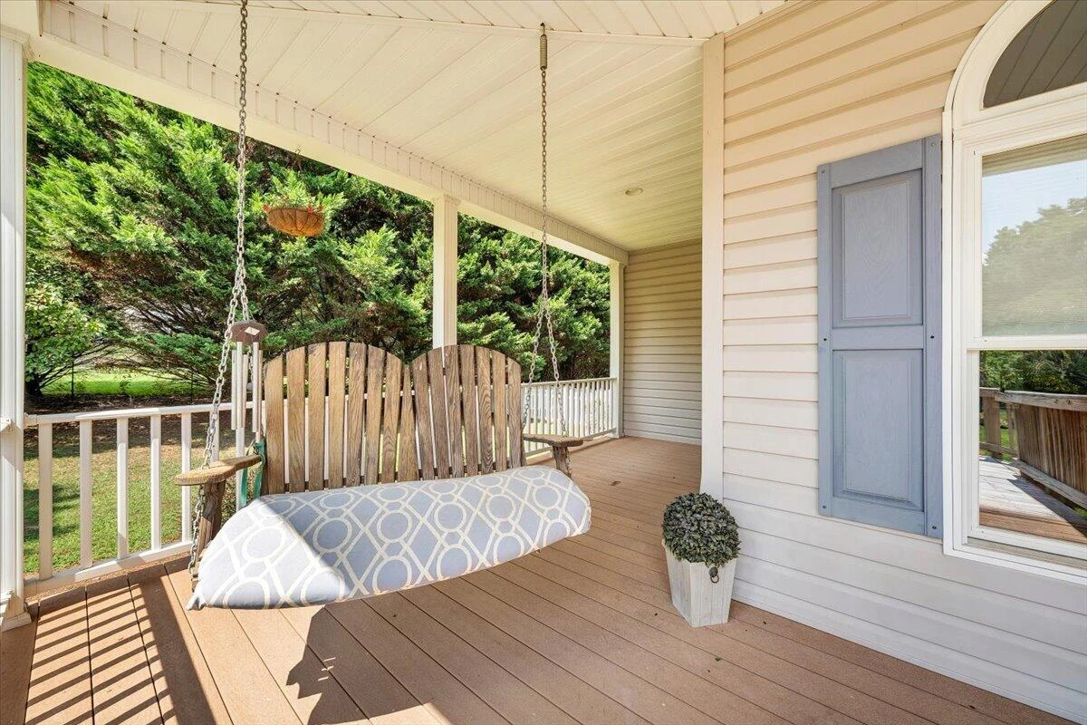 207 Shedd LN - Photo 8