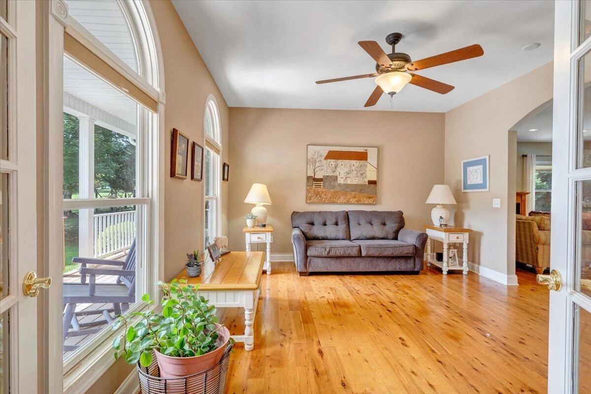207 Shedd LN - Photo 11