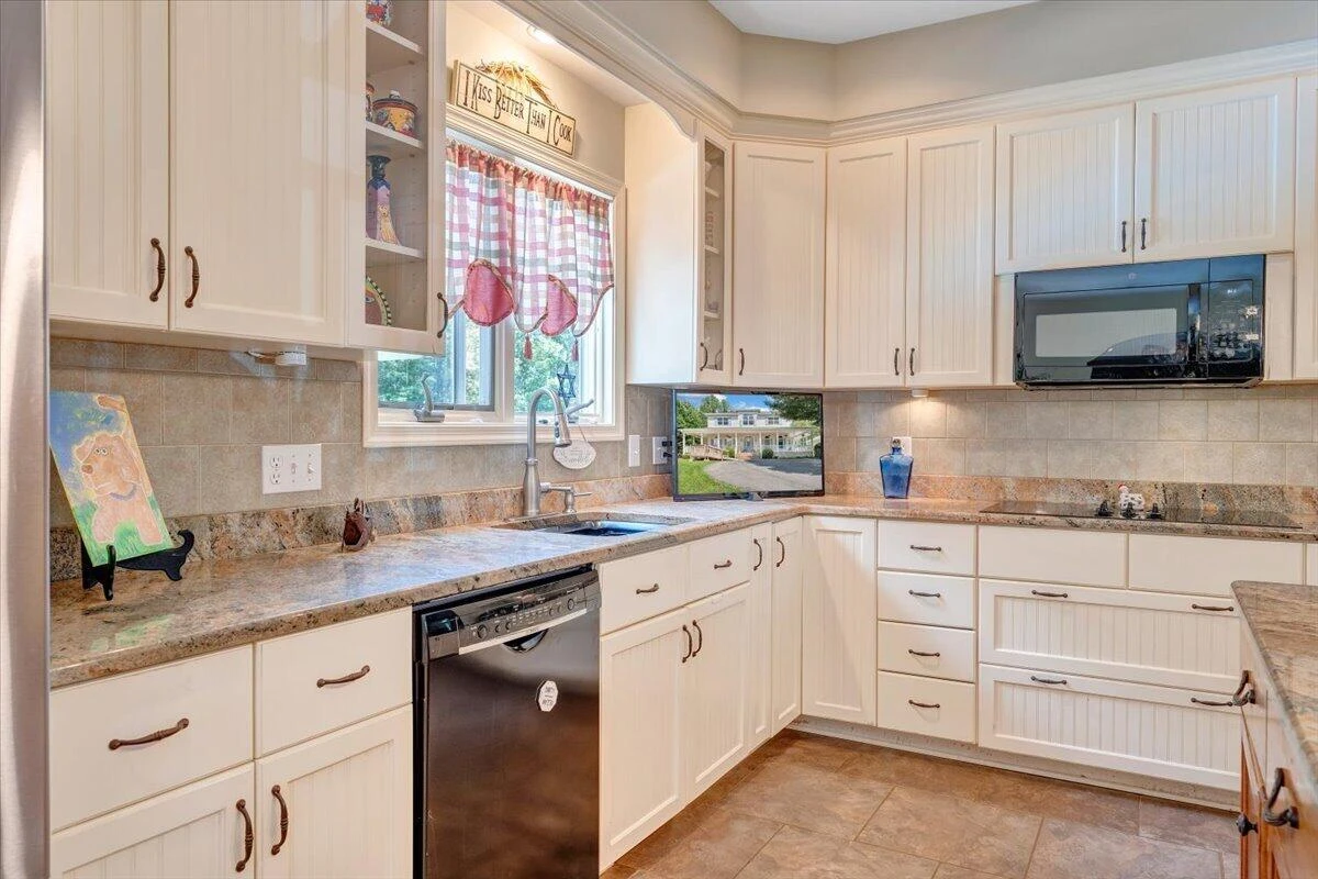 207 Shedd LN - Photo 19