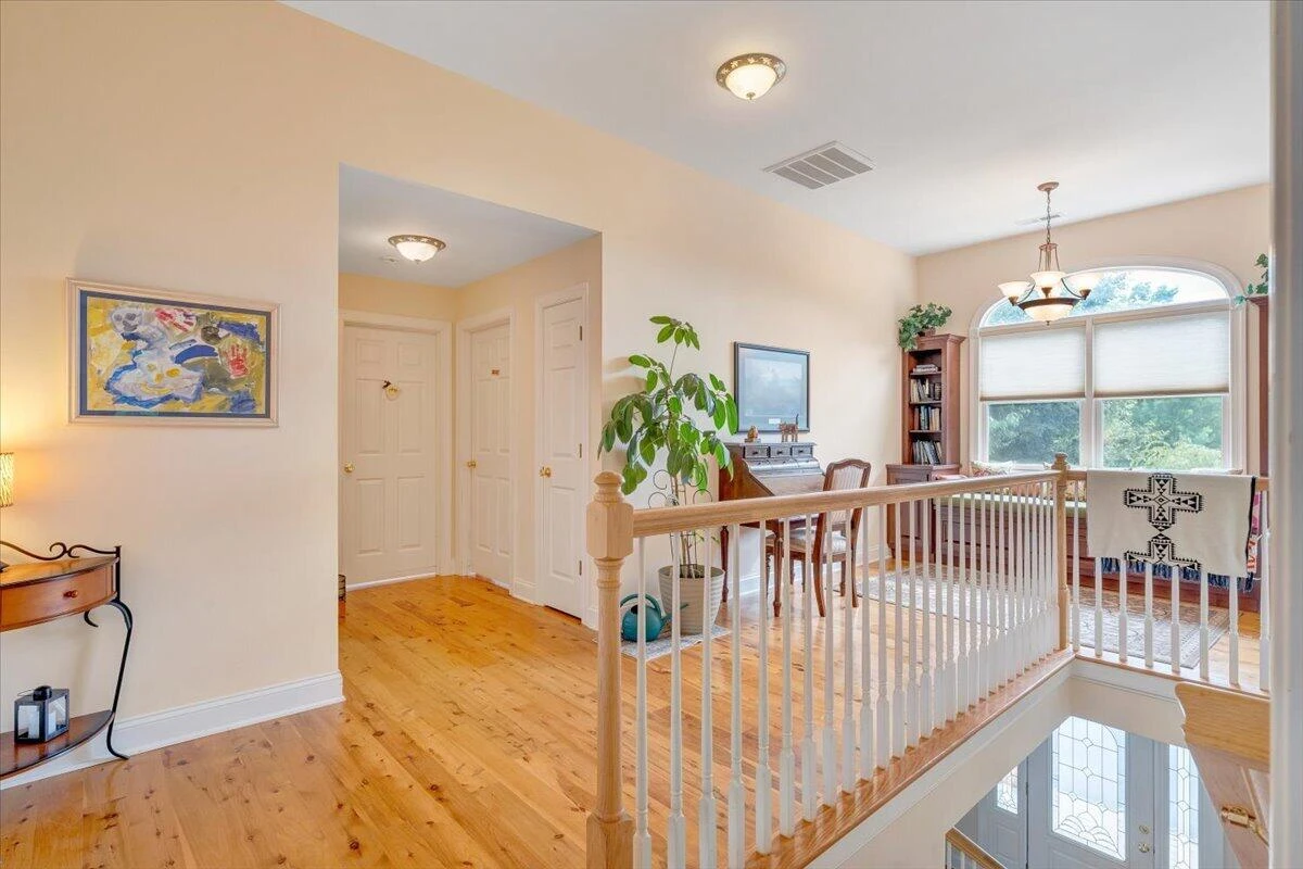 207 Shedd LN - Photo 22