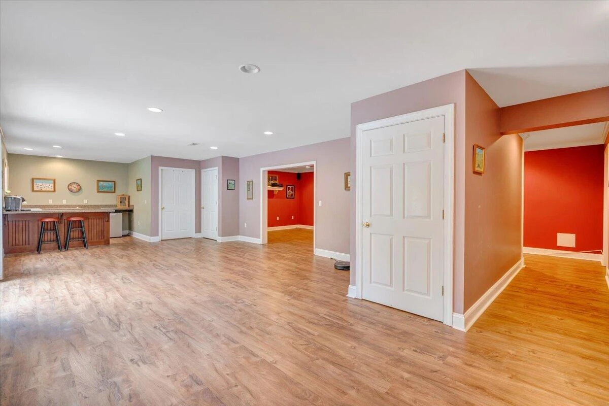 207 Shedd LN - Photo 36