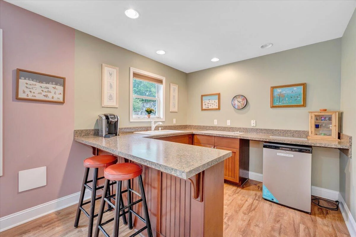 207 Shedd LN - Photo 38