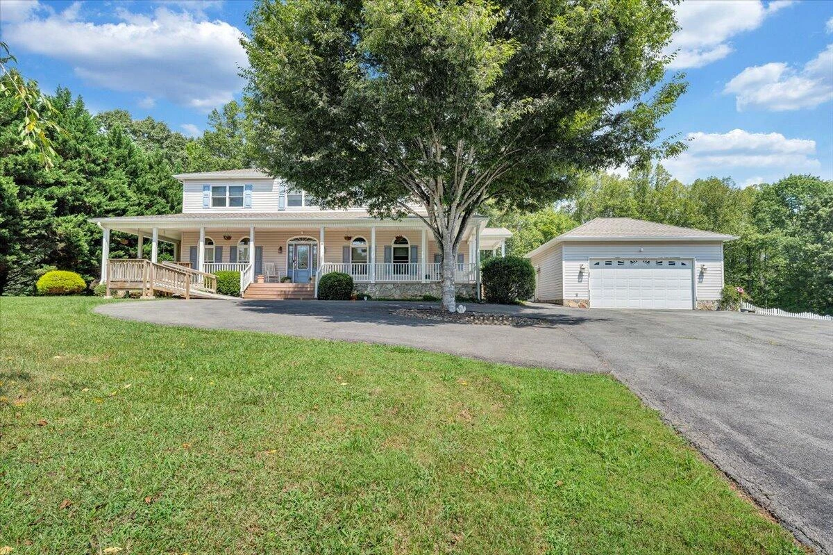 207 Shedd LN - Photo 44