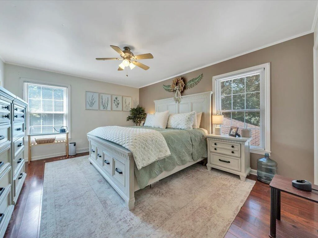 13 Nottingham LN - Photo 35