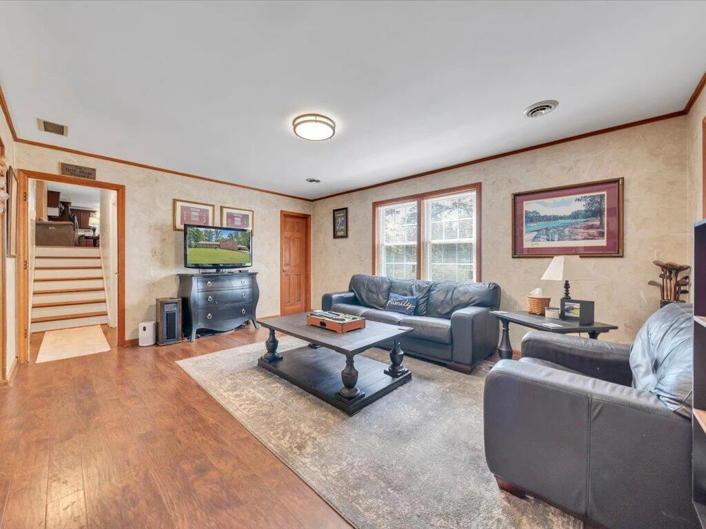13 Nottingham LN - Photo 41
