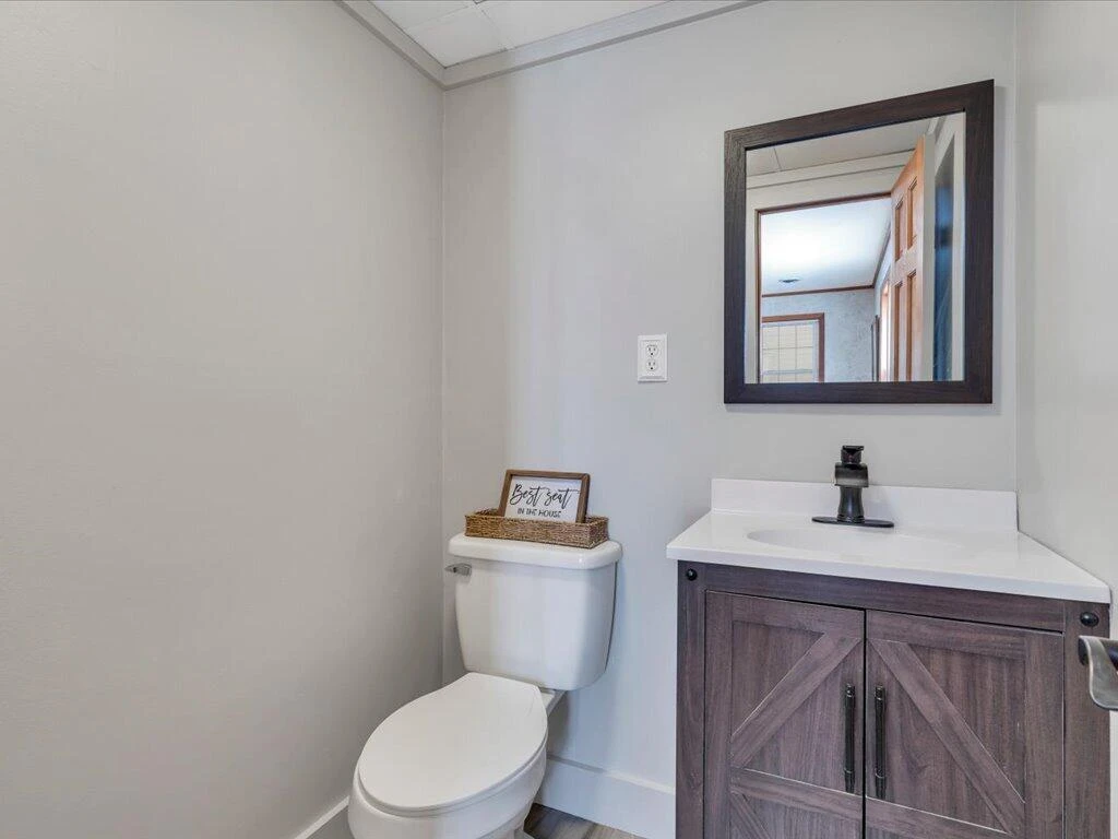 13 Nottingham LN - Photo 43