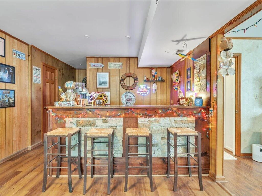 13 Nottingham LN - Photo 50