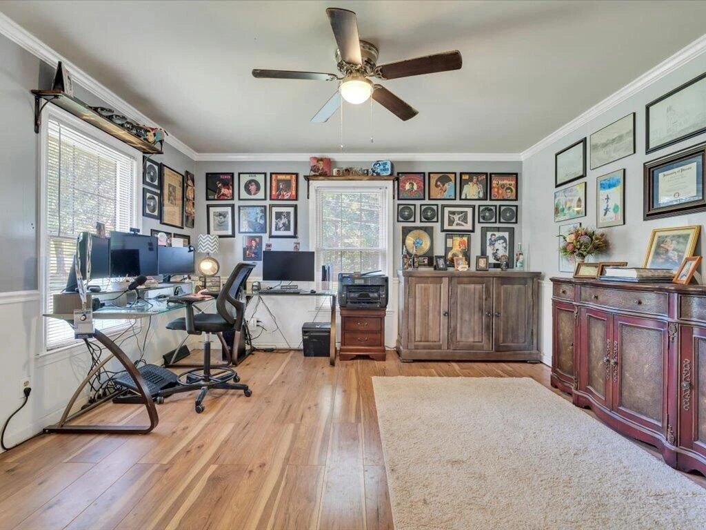 13 Nottingham LN - Photo 57