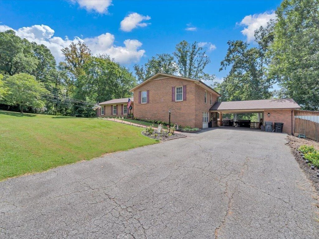 13 Nottingham LN - Photo 68