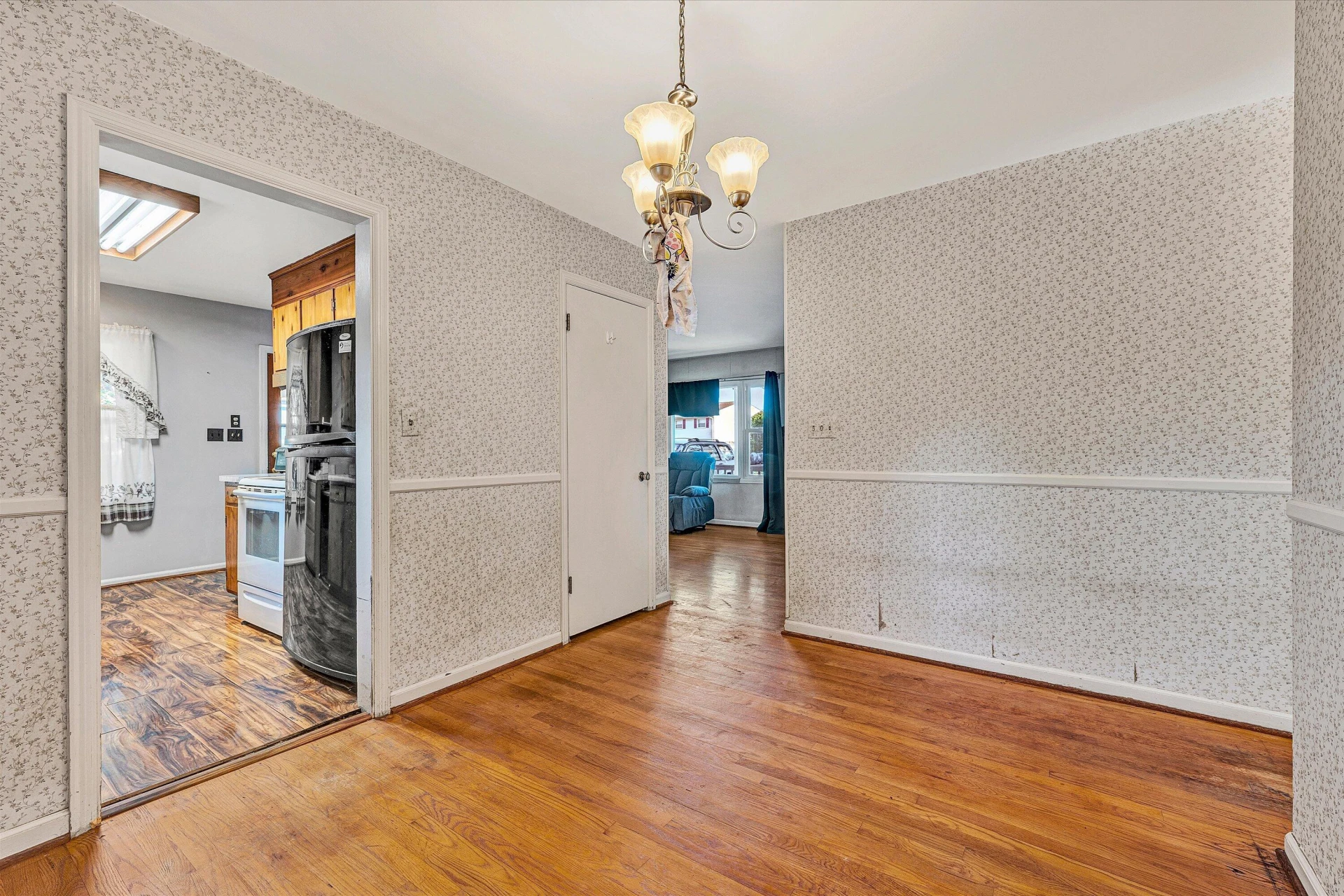 644 Pyrtle DR - Photo 5