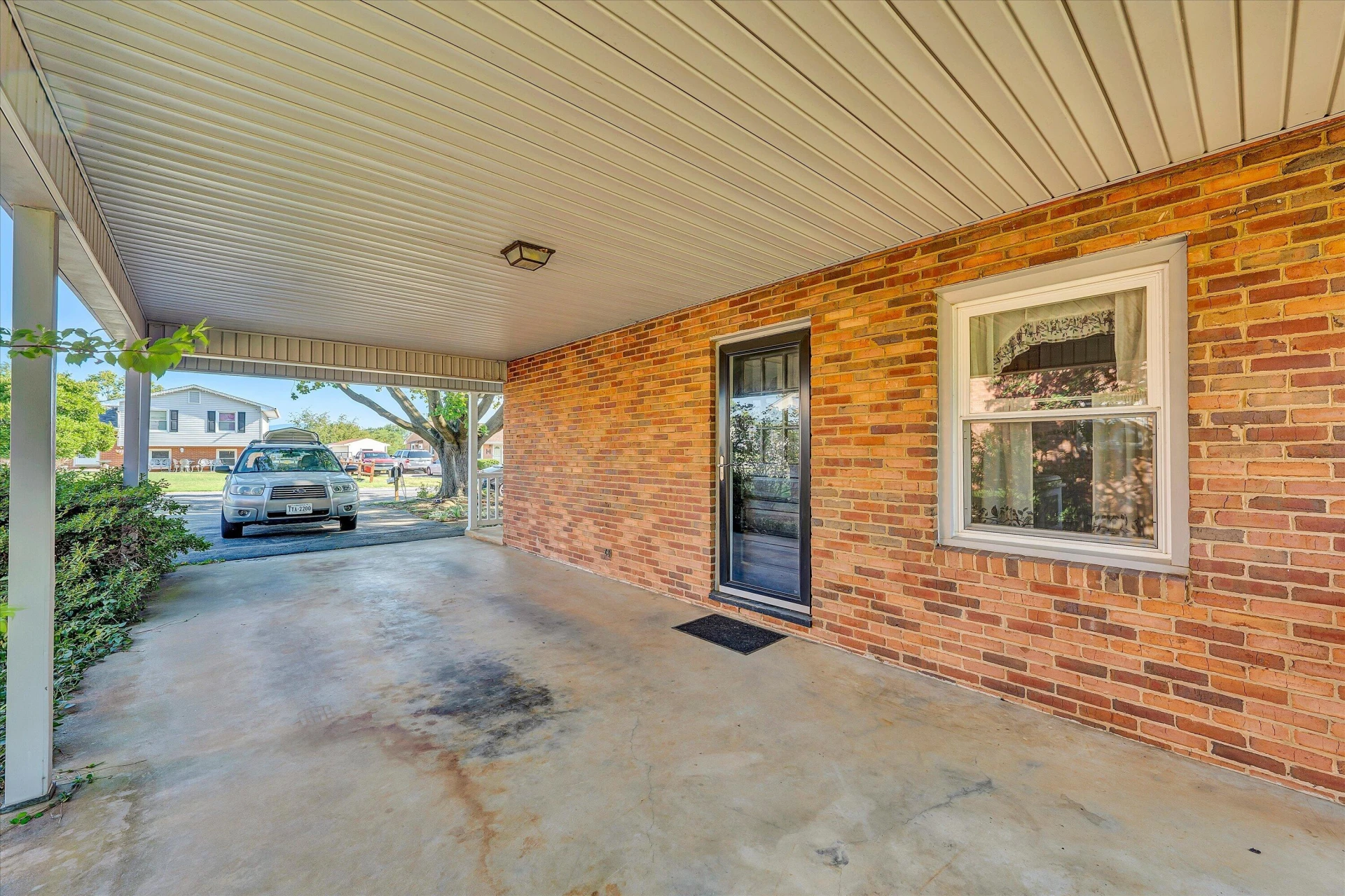 644 Pyrtle DR - Photo 14