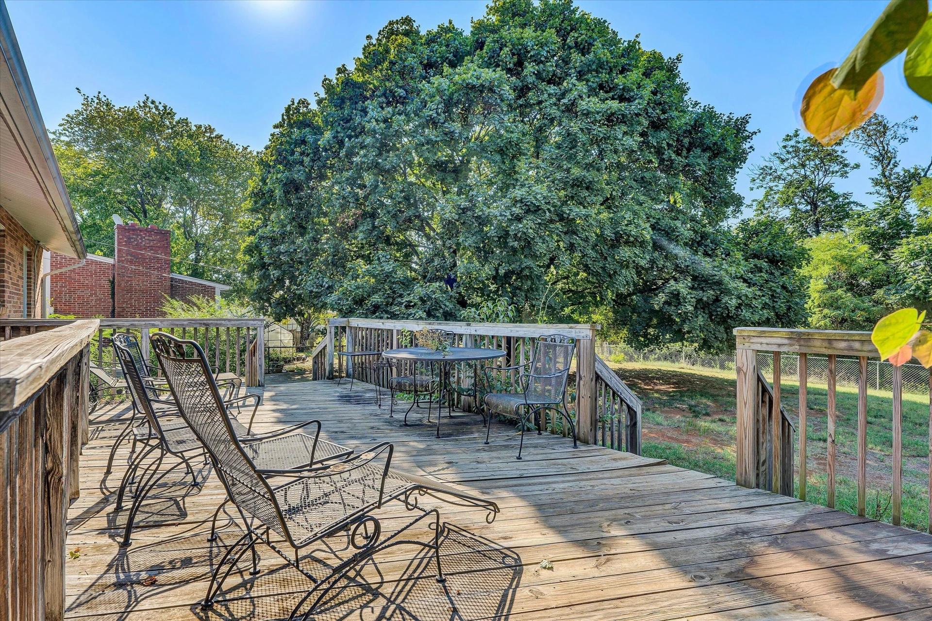 644 Pyrtle DR - Photo 16