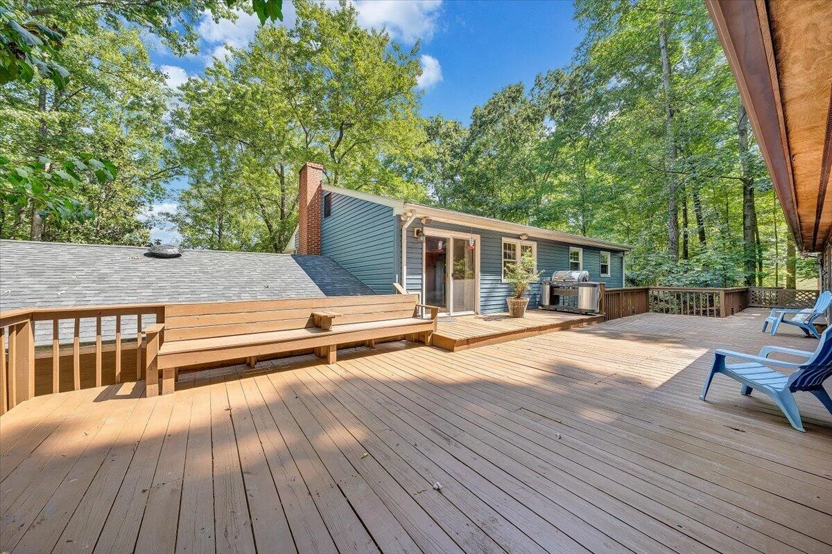 699 Lakeshore Terrace RD - Photo 2