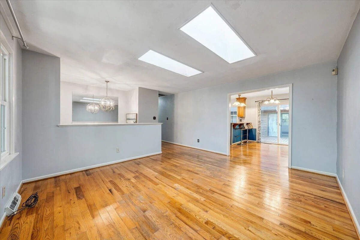 699 Lakeshore Terrace RD - Photo 5