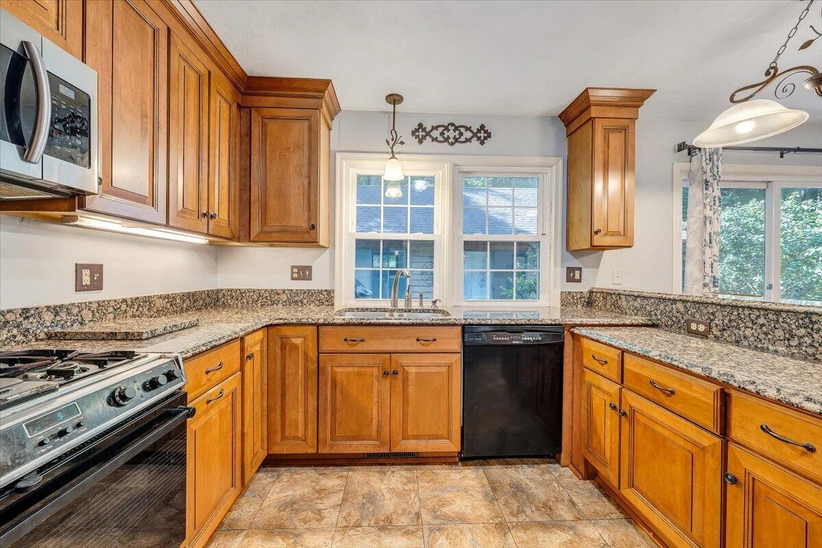 699 Lakeshore Terrace RD - Photo 9