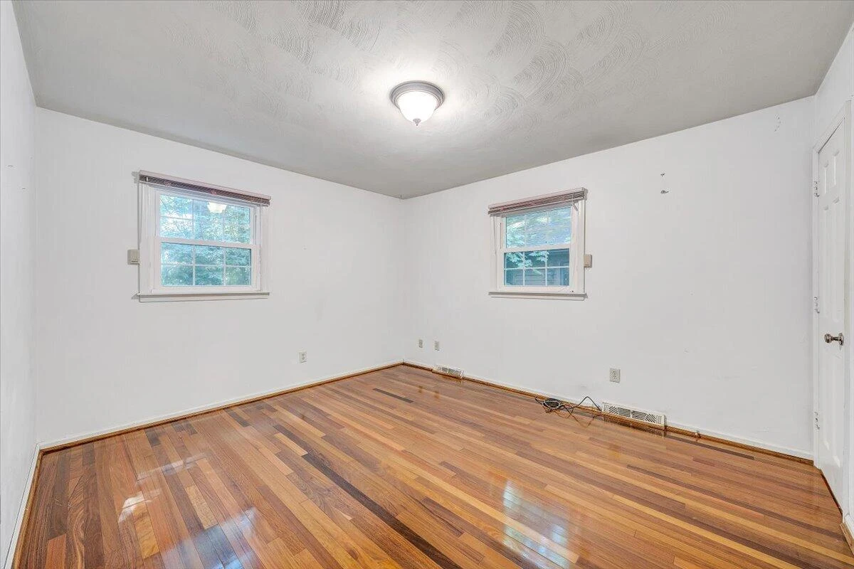699 Lakeshore Terrace RD - Photo 11