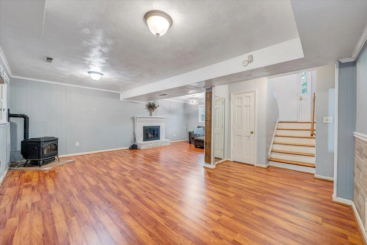 699 Lakeshore Terrace RD - Photo 18
