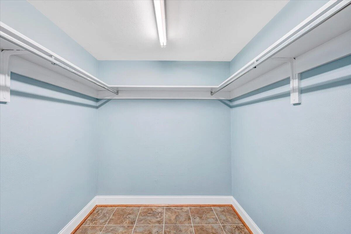 699 Lakeshore Terrace RD - Photo 23