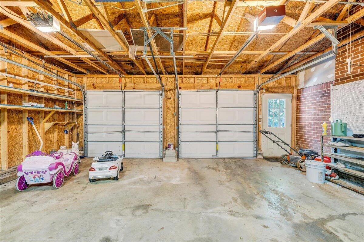 699 Lakeshore Terrace RD - Photo 27