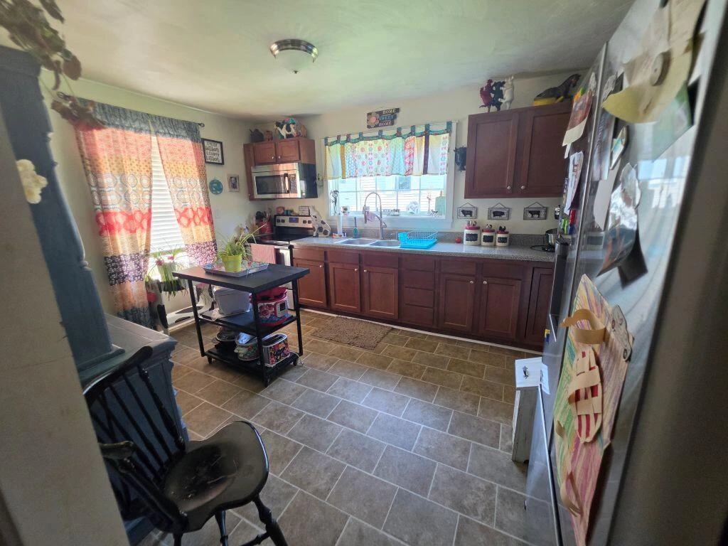 176 Woodlawn DR - Photo 9