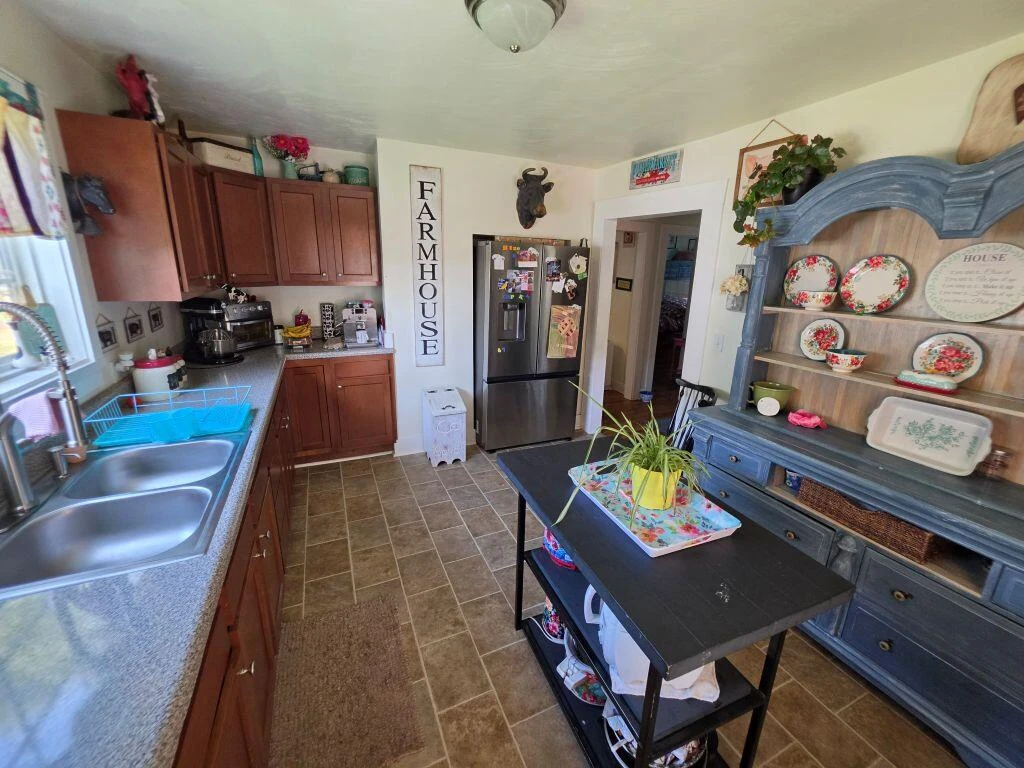 176 Woodlawn DR - Photo 10