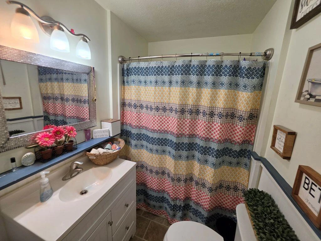 176 Woodlawn DR - Photo 14