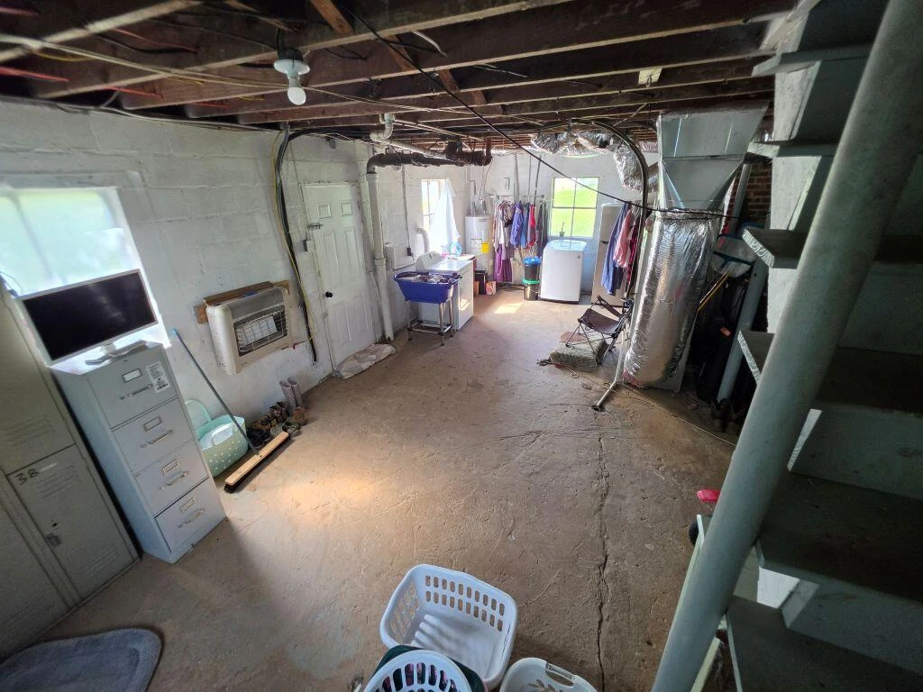 176 Woodlawn DR - Photo 21