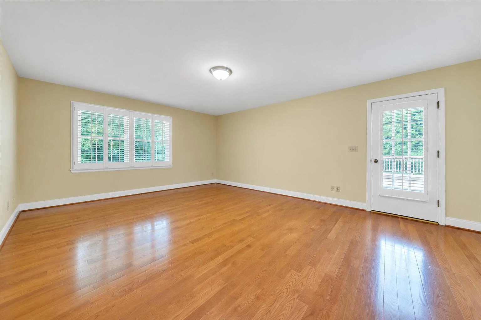 1700 Home CIR - Photo 15