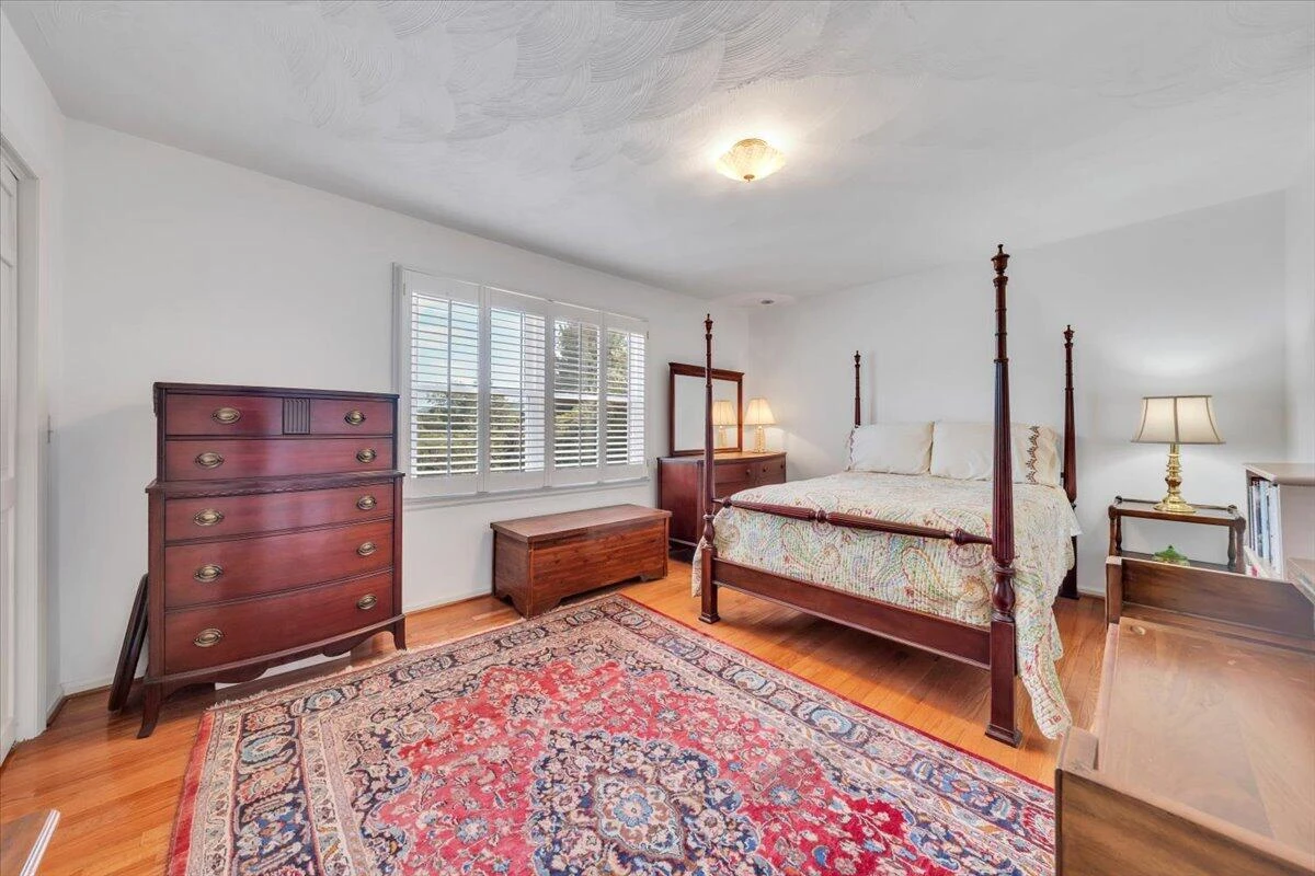 1700 Home CIR - Photo 21