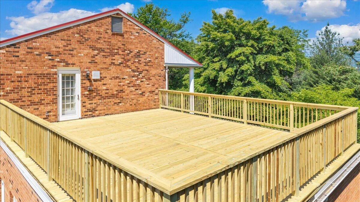 1700 Home CIR - Photo 27