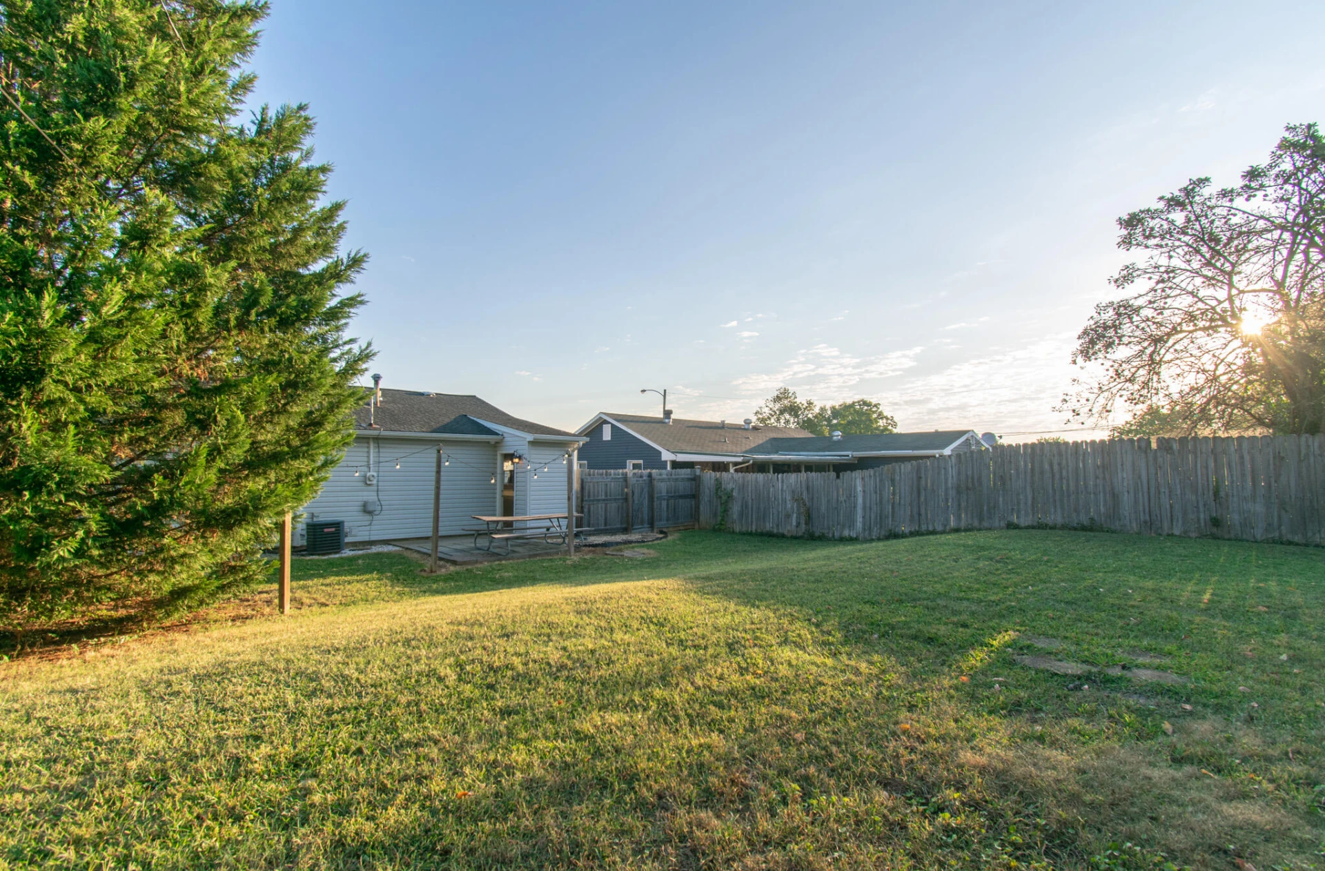 1440 Gordon ST - Photo 22