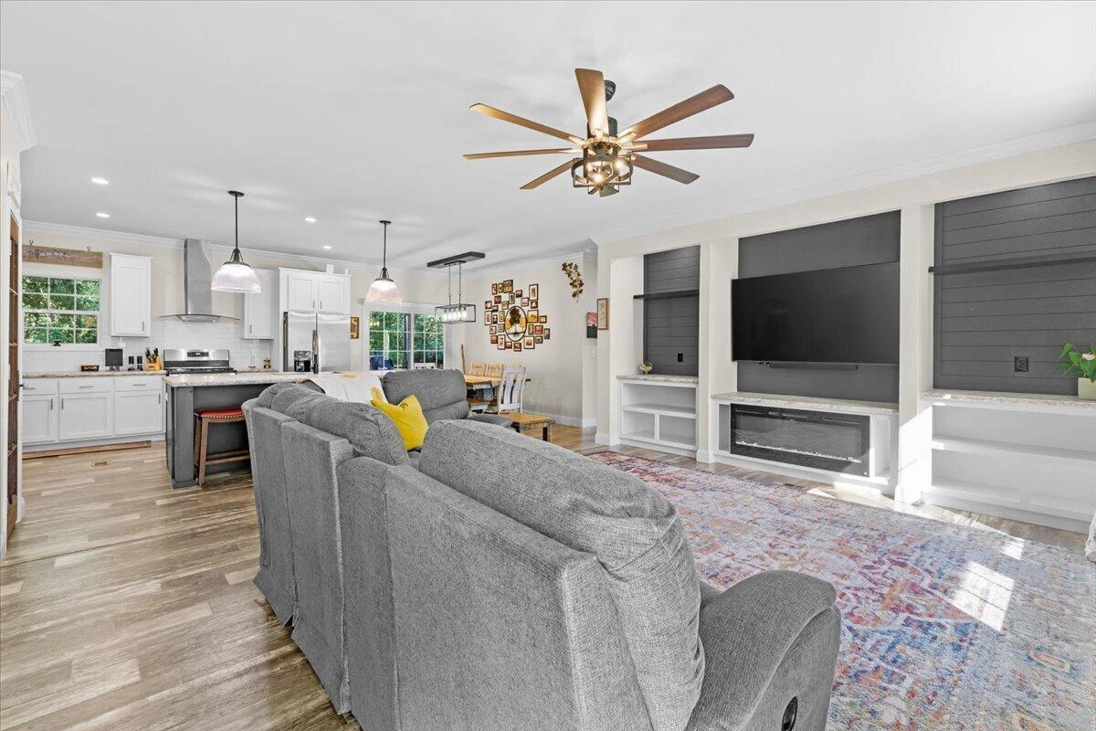 502 Ridgelake RD - Photo 5