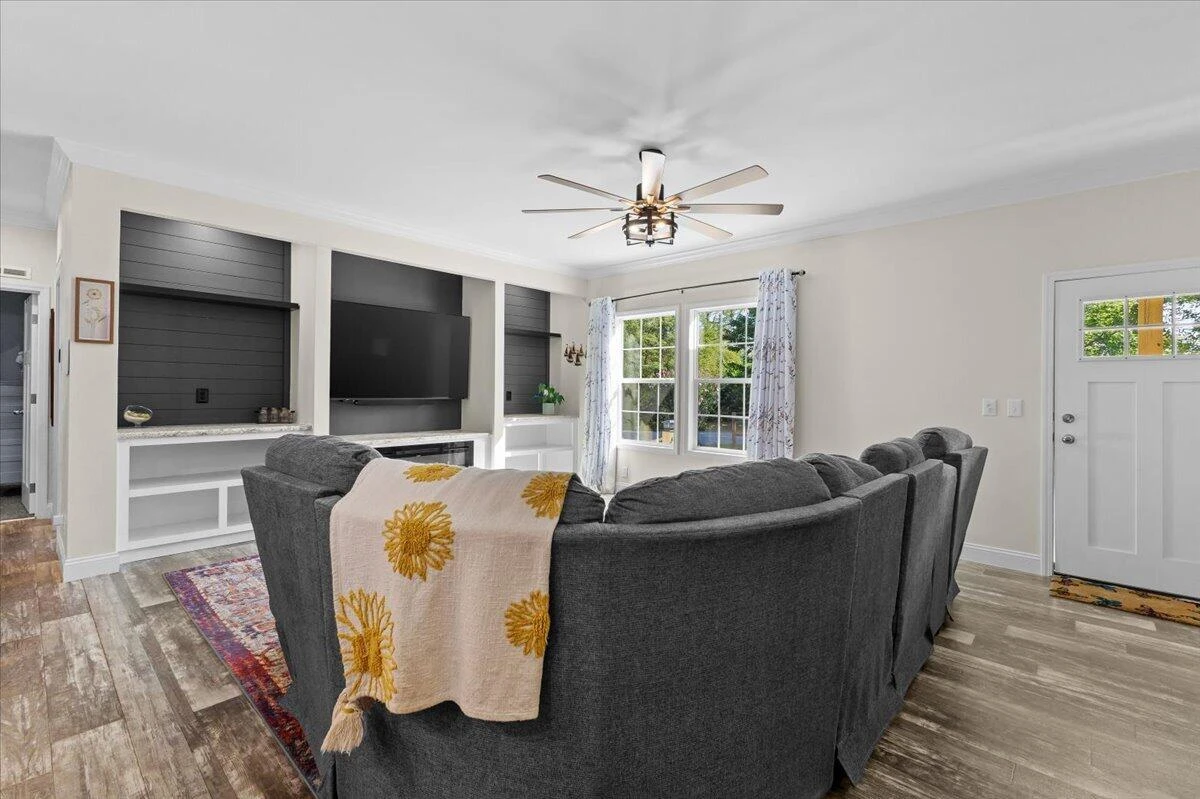 502 Ridgelake RD - Photo 6