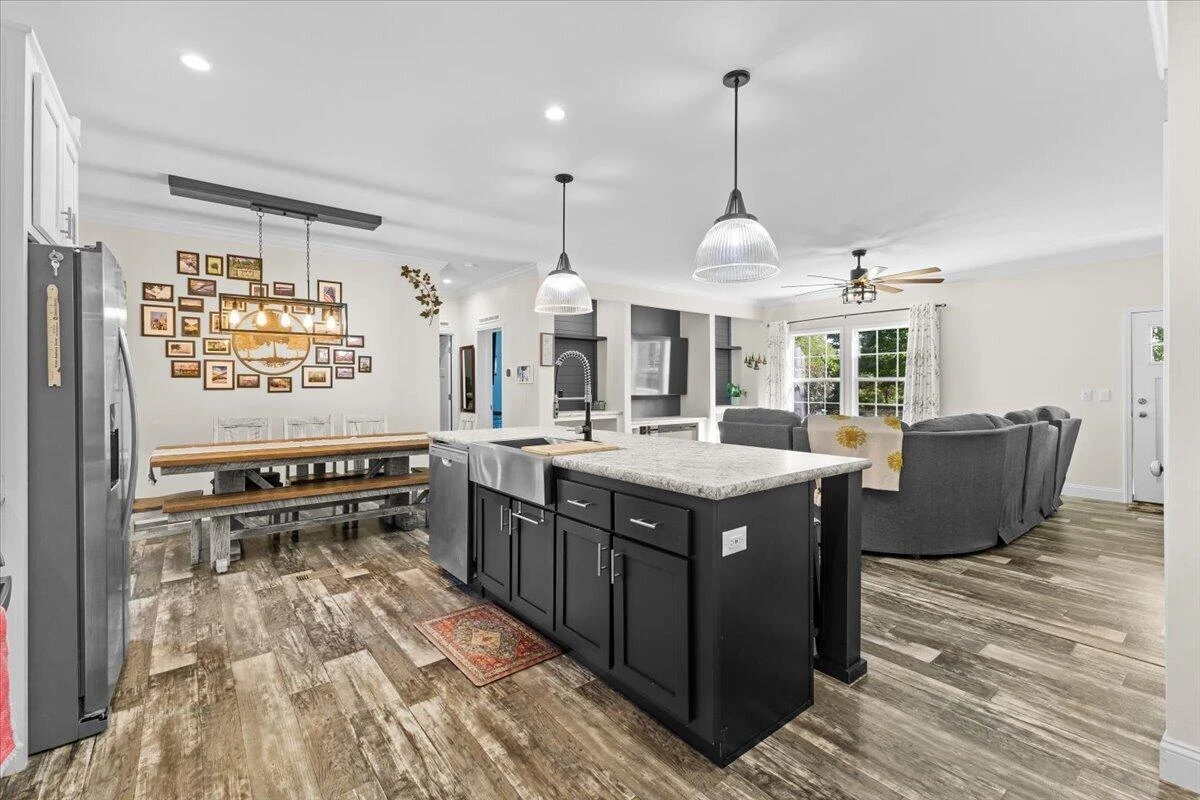 502 Ridgelake RD - Photo 12