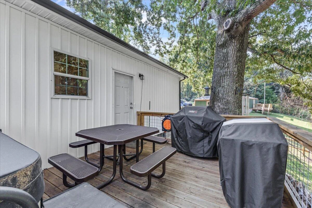 502 Ridgelake RD - Photo 32