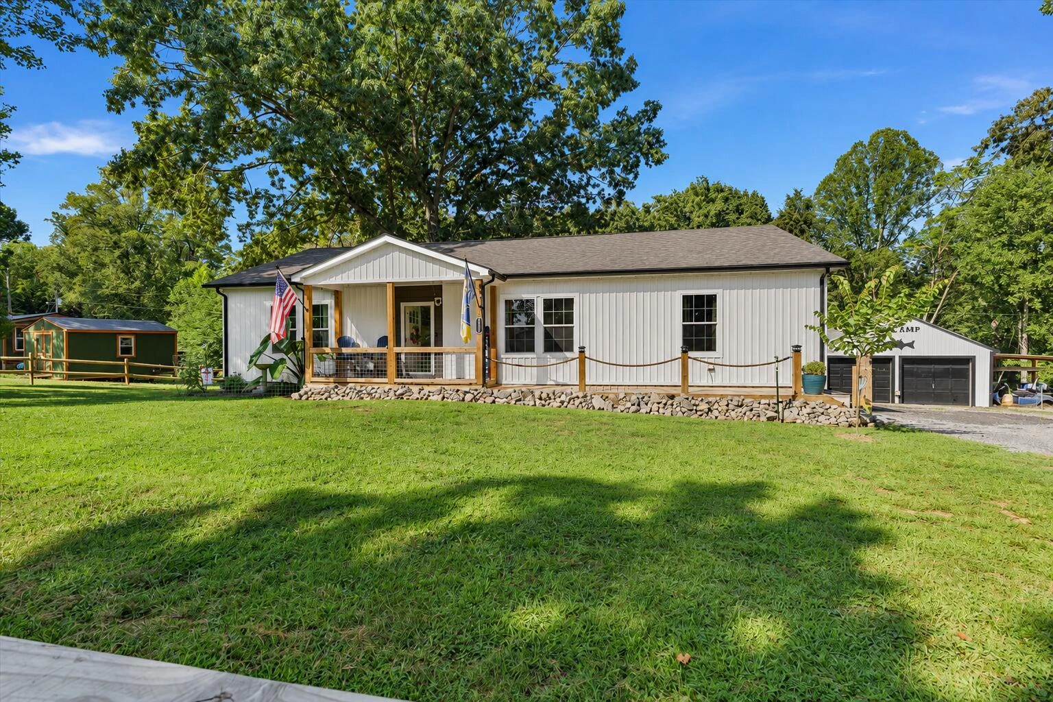502 Ridgelake RD