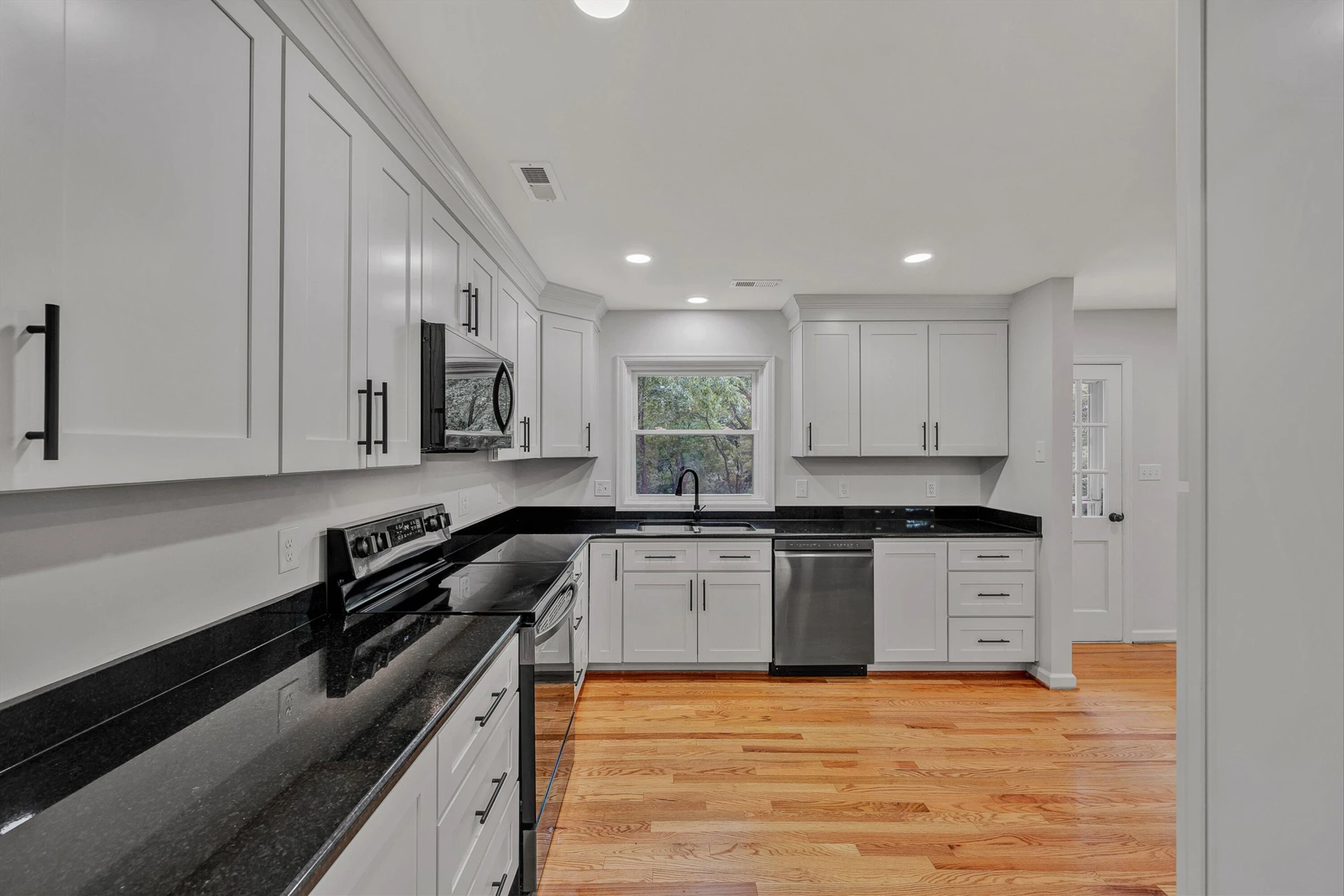 6309 Sunnyvale RD - Photo 7
