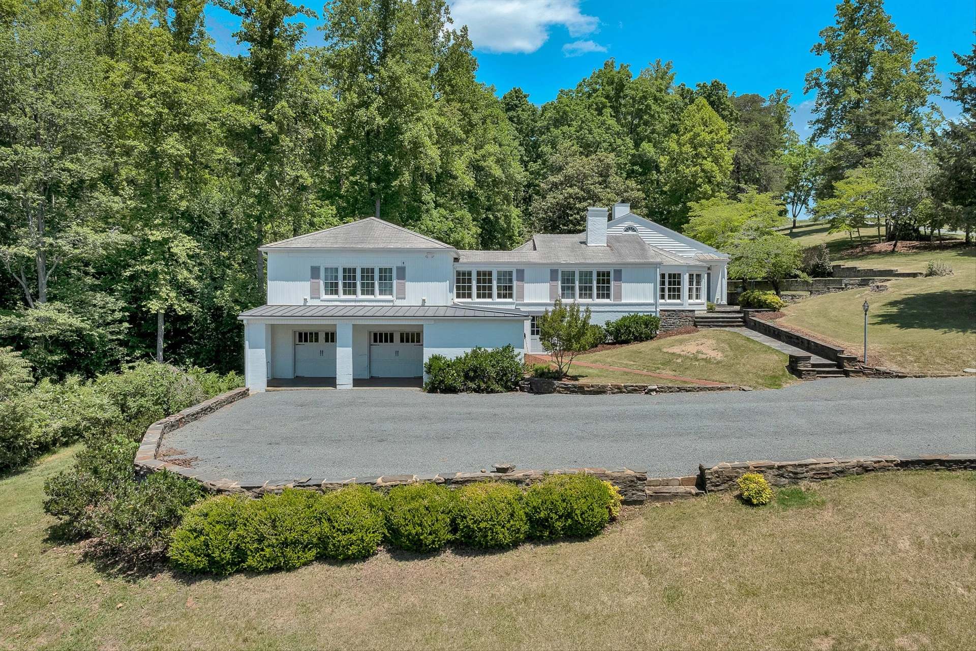 260 Peaceful Valley LN - Photo 2