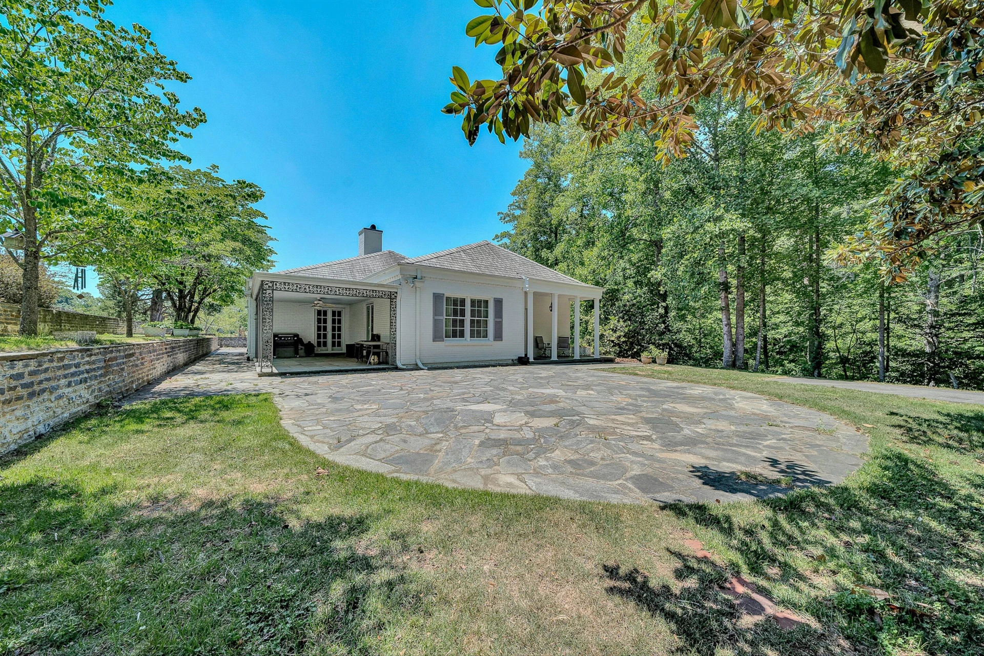 260 Peaceful Valley LN - Photo 5