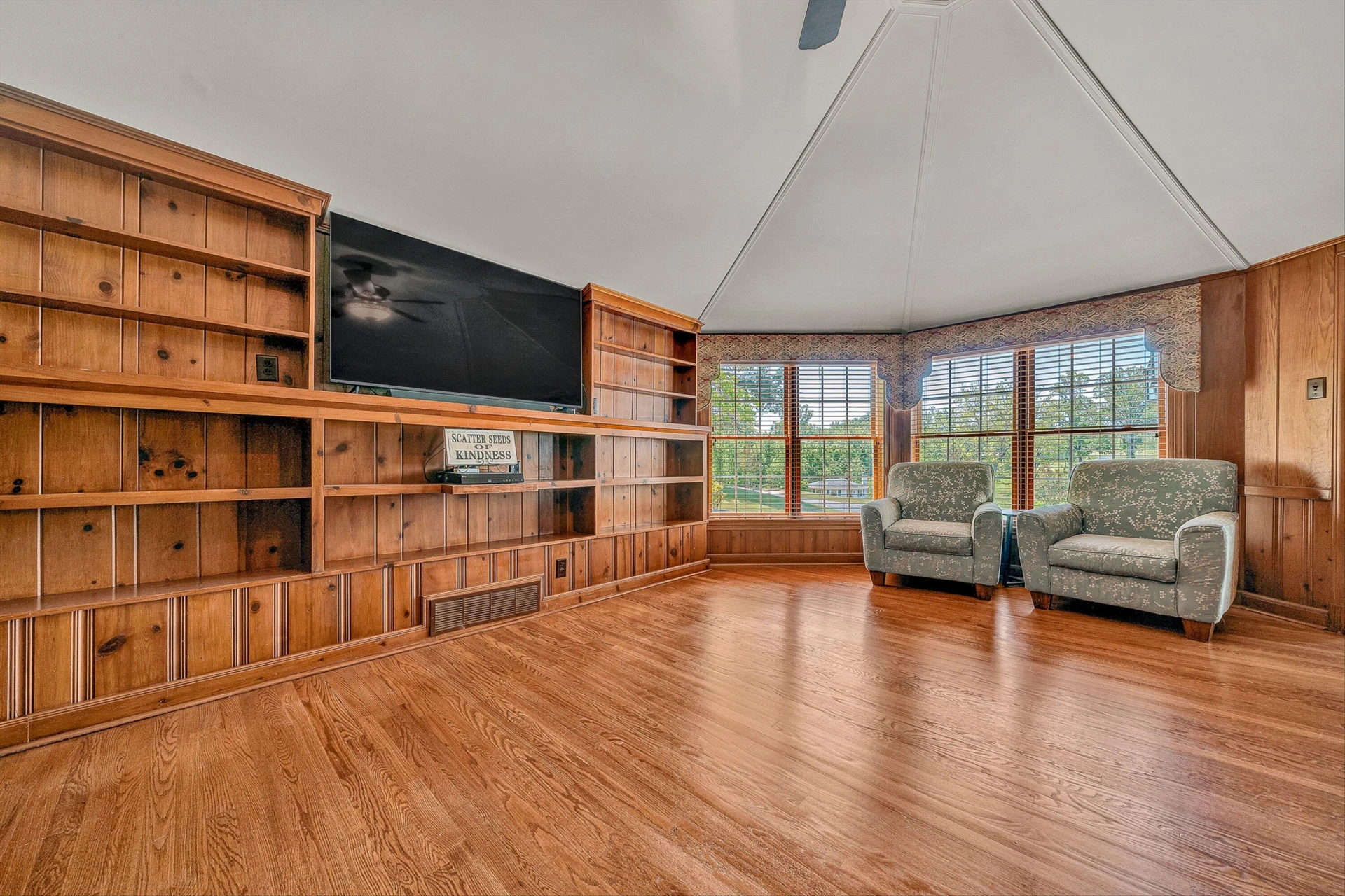 260 Peaceful Valley LN - Photo 15