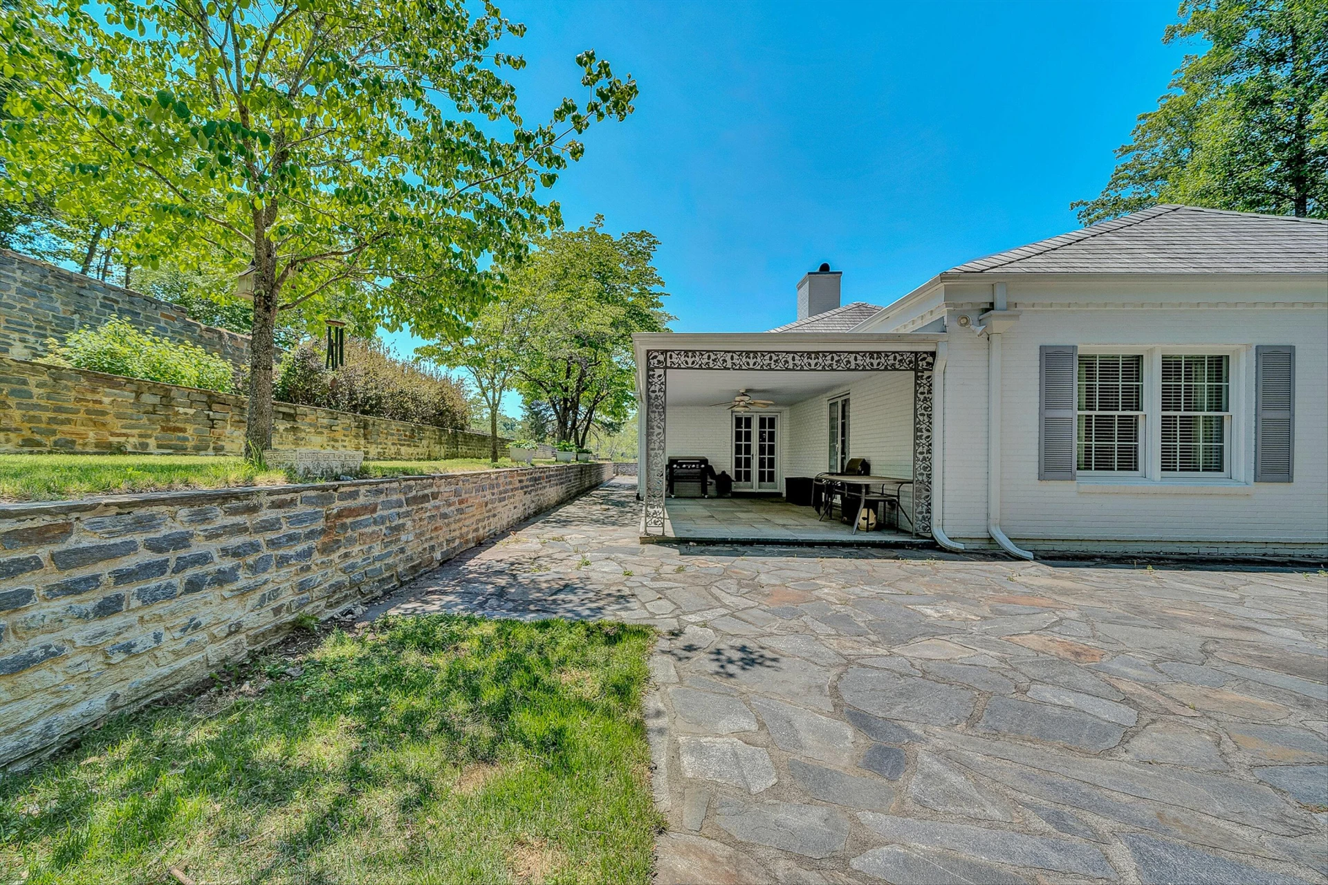 260 Peaceful Valley LN - Photo 39