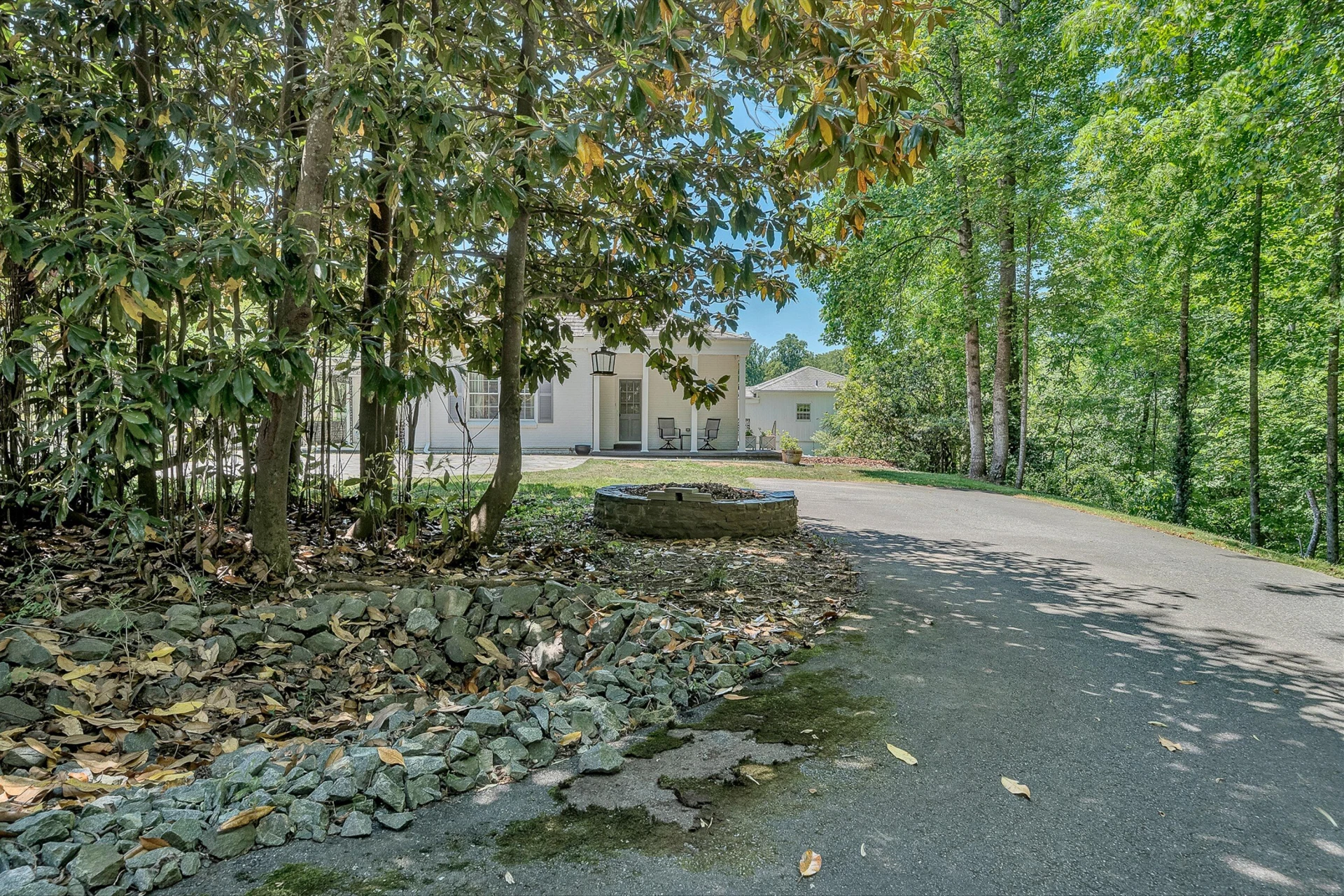 260 Peaceful Valley LN - Photo 40