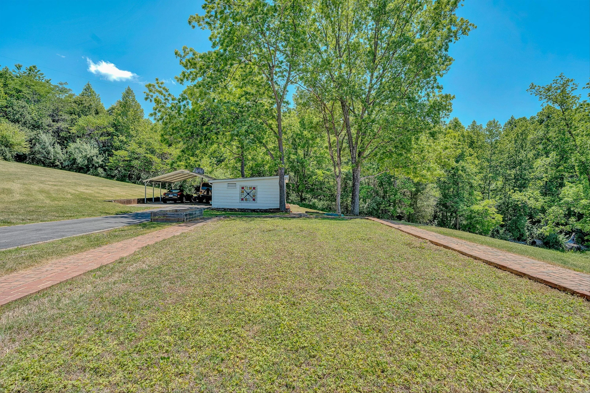 260 Peaceful Valley LN - Photo 44