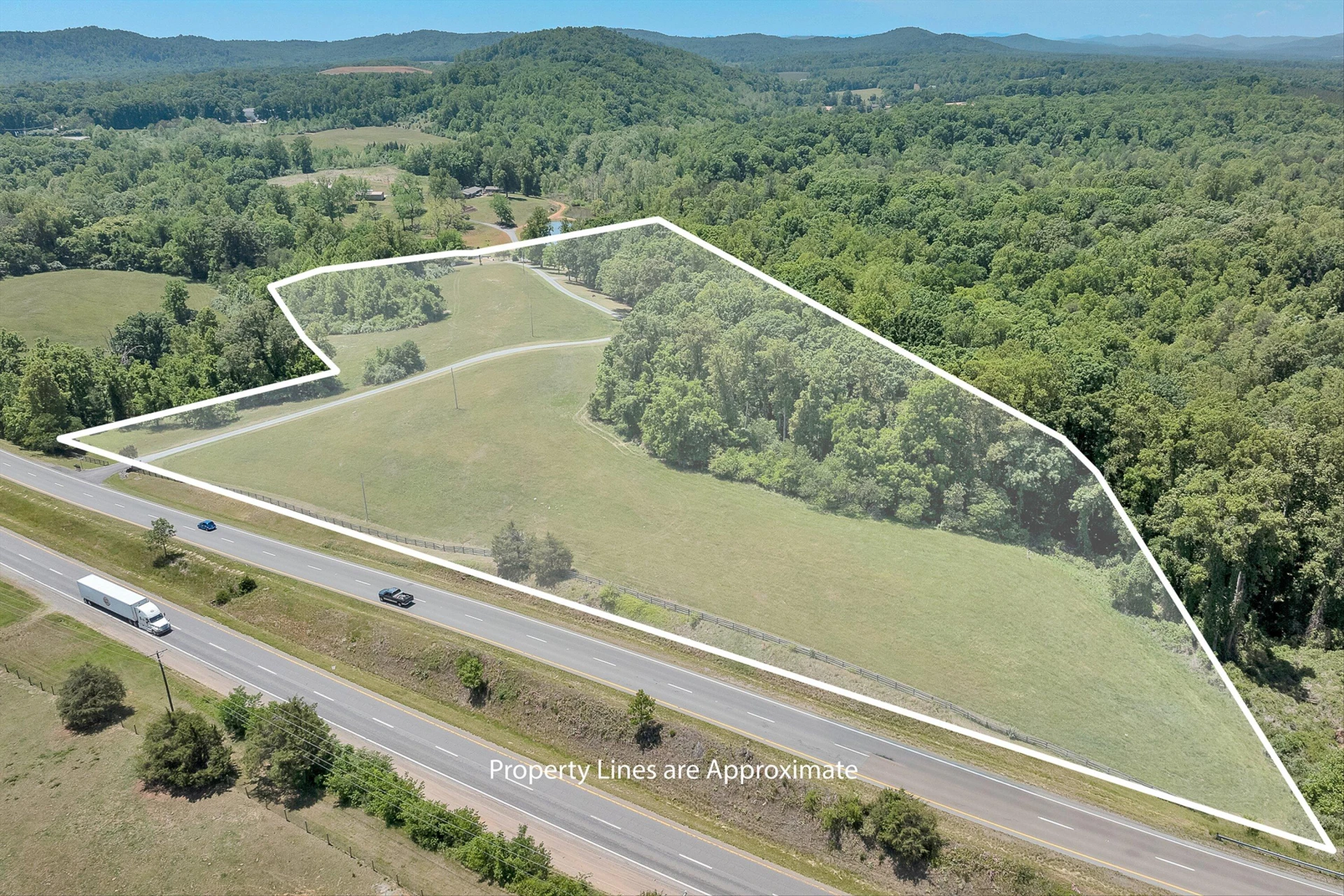 260 Peaceful Valley LN - Photo 60