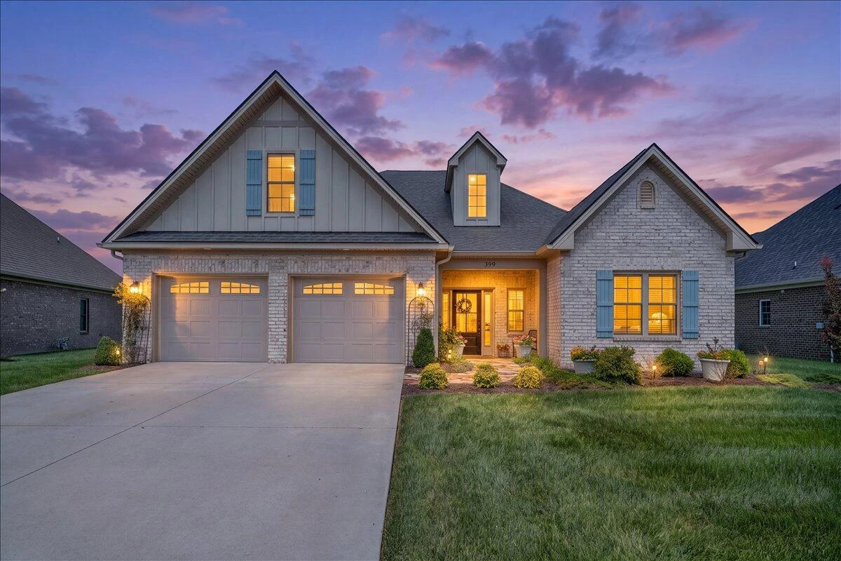 399 Merion CIR