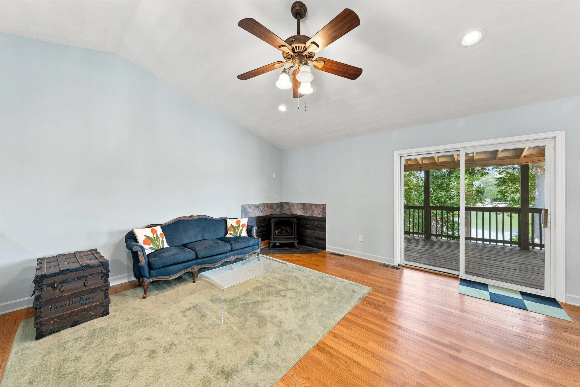860 Long Island DR - Photo 12