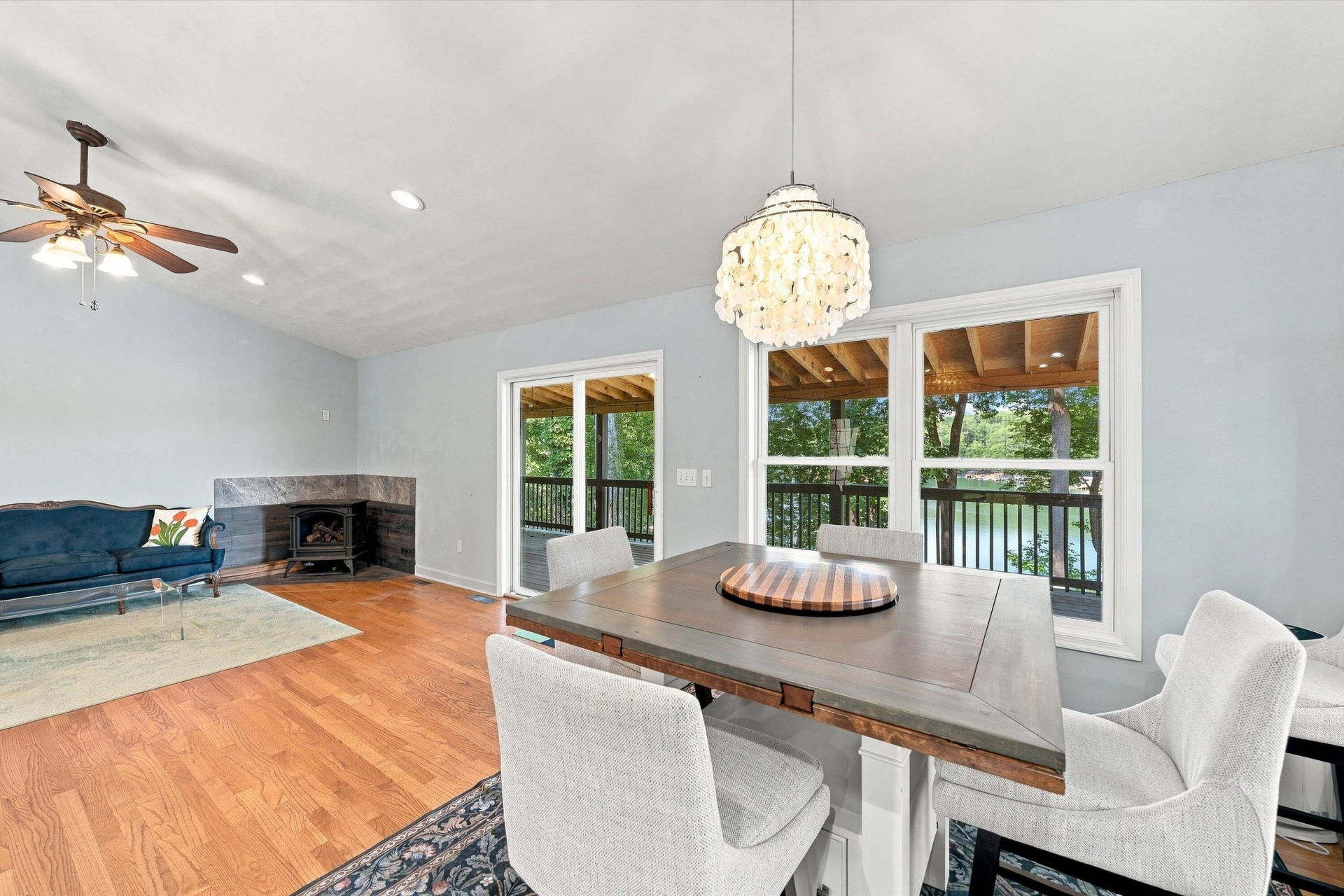 860 Long Island DR - Photo 16