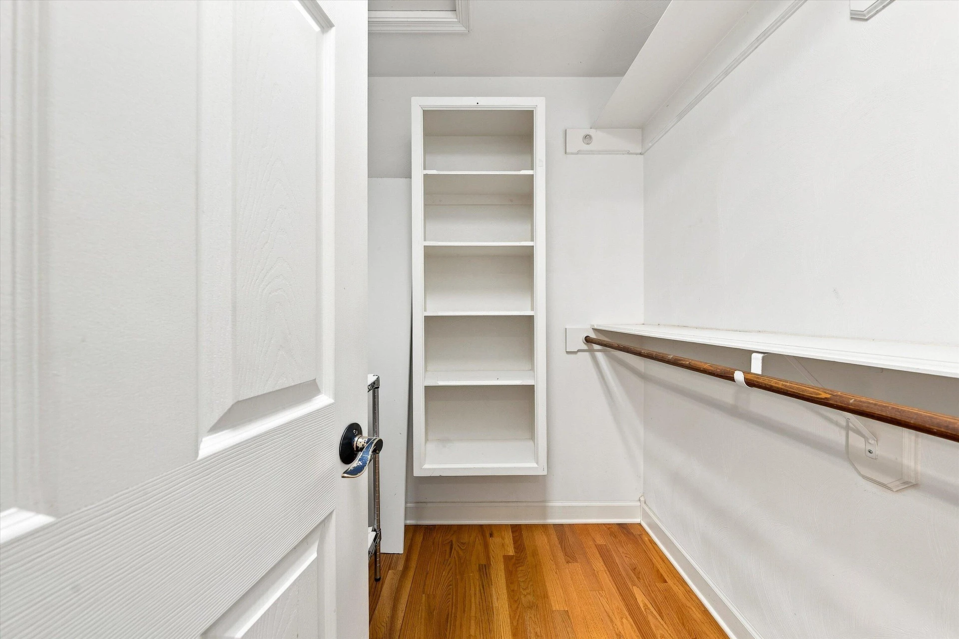 860 Long Island DR - Photo 33