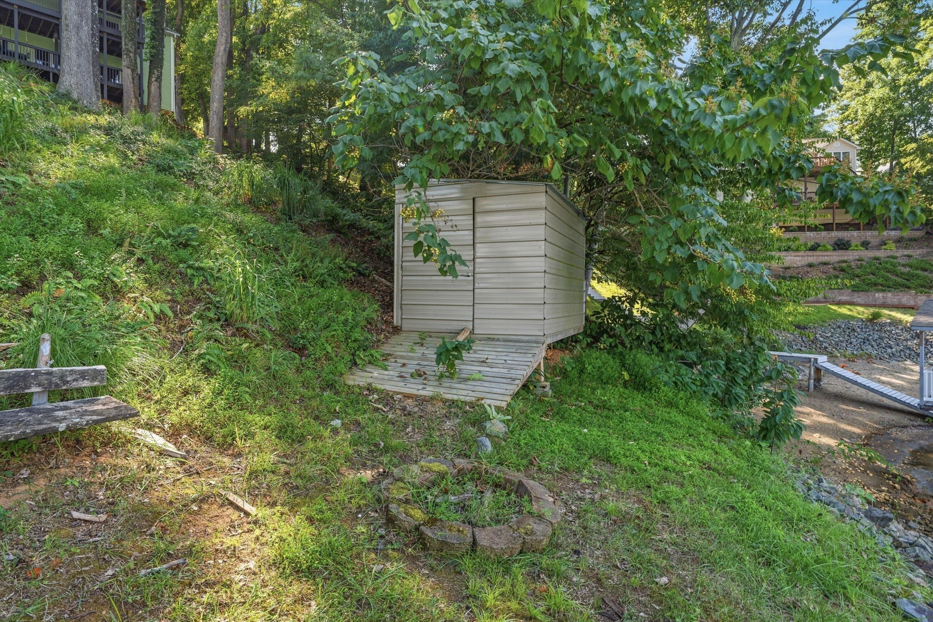 860 Long Island DR - Photo 54